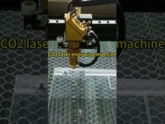 Acryl-Sterne-Schneidbildschirm